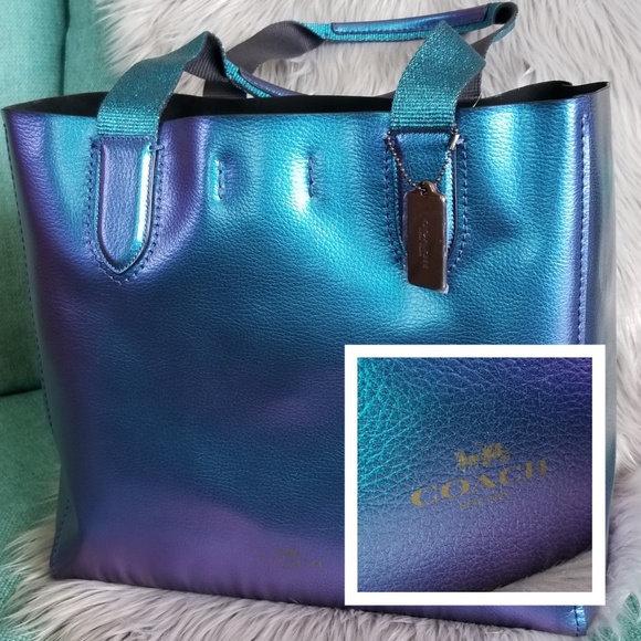 coach nasa tote